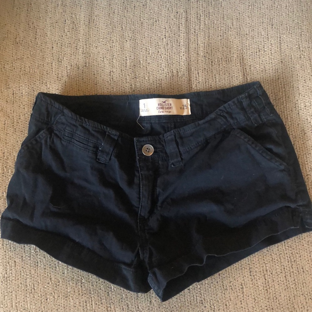 Hollister low rise black shorts